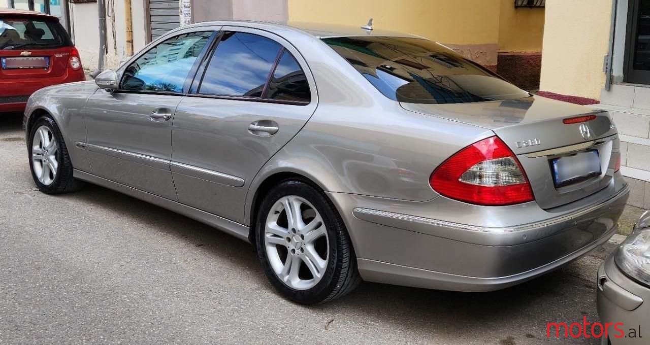 2007' Mercedes-Benz E 280 photo #2