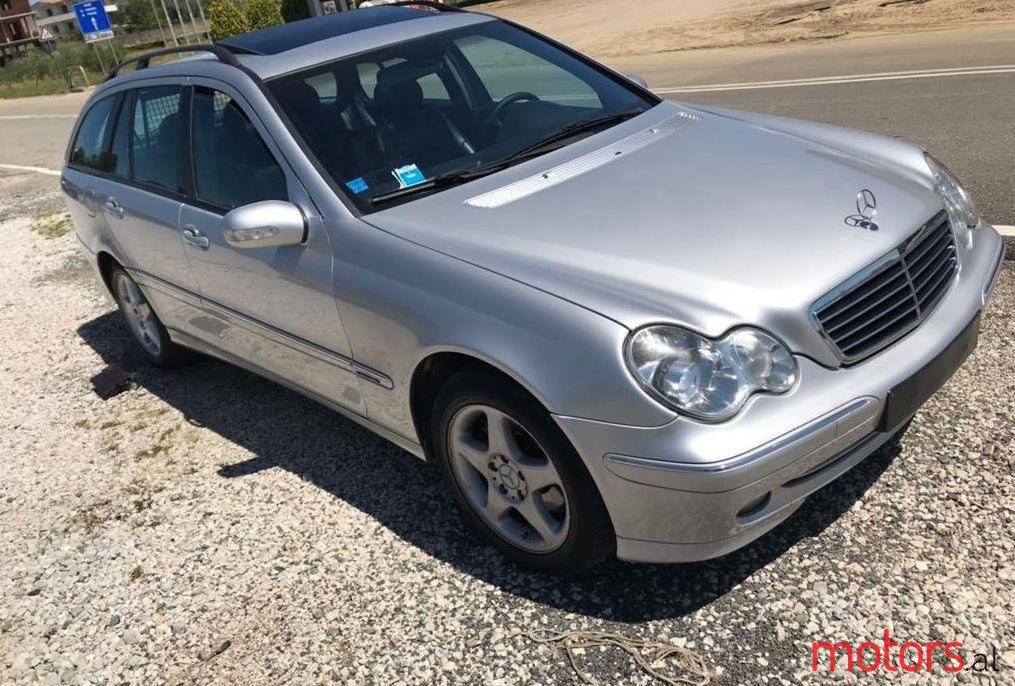 2002' Mercedes-Benz 220 photo #1