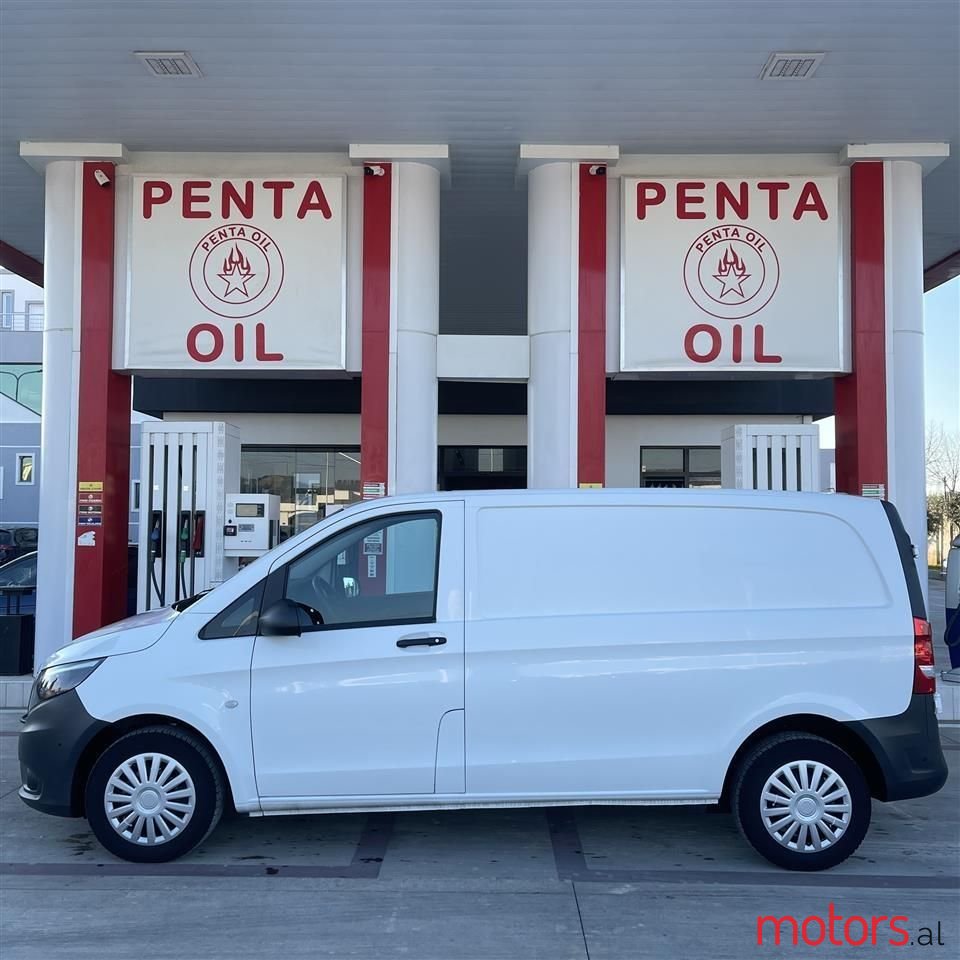 2018' Mercedes-Benz Vito photo #2