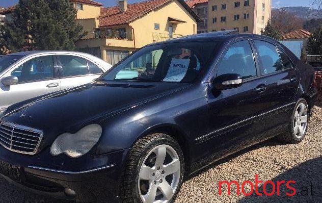 2001' Mercedes-Benz C-Class photo #1