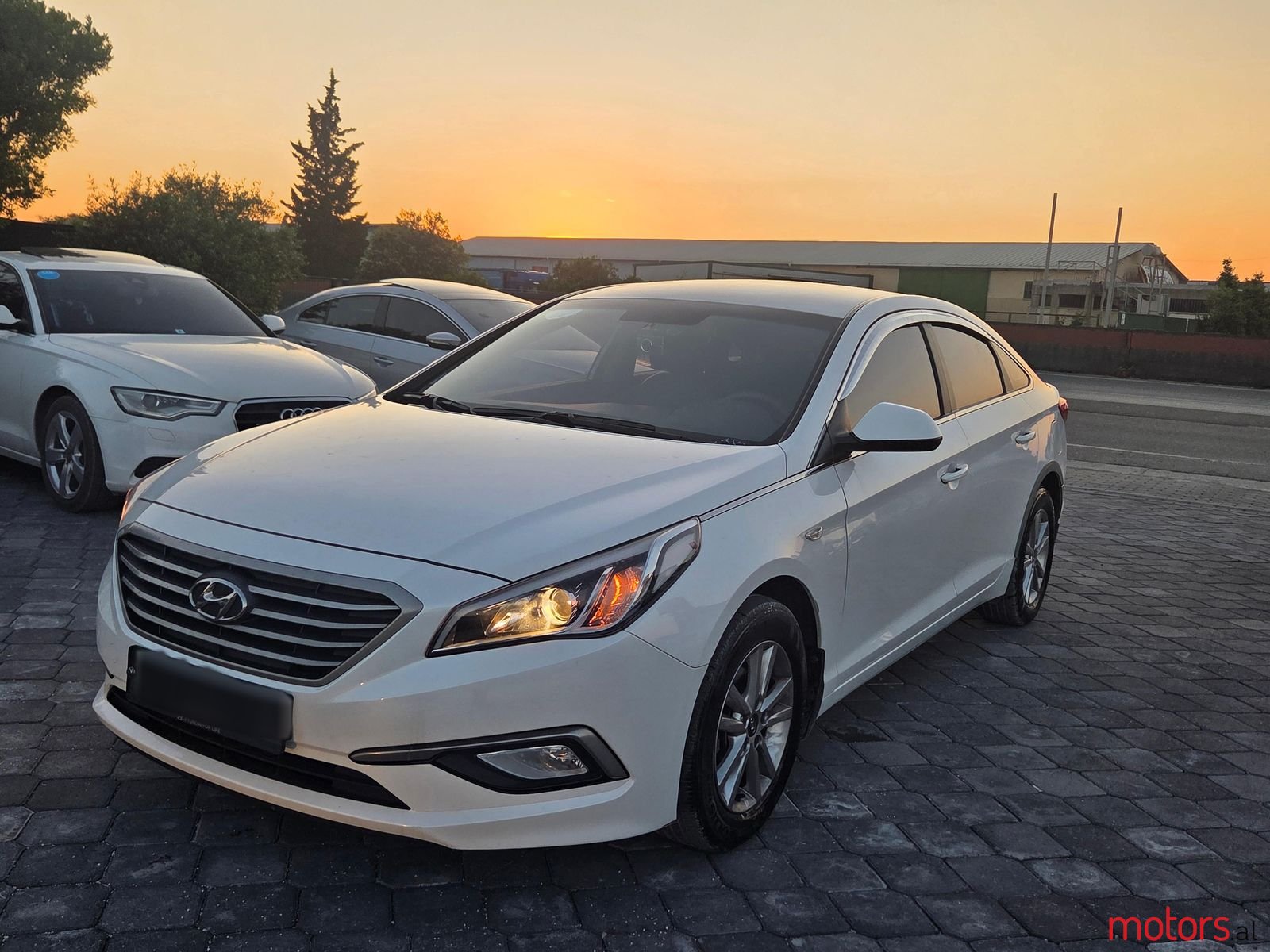 2016' Hyundai Sonata photo #2