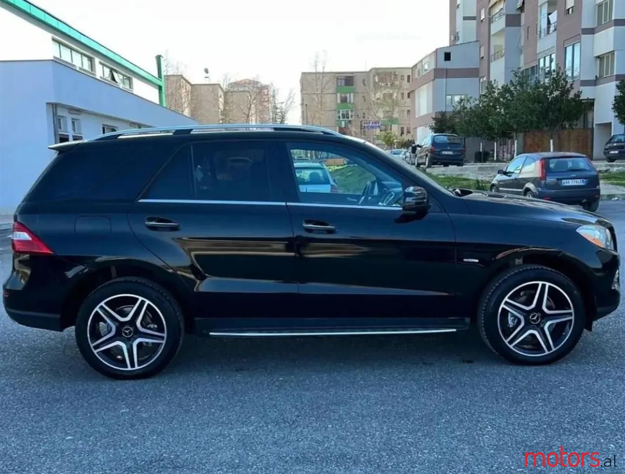 2012' Mercedes-Benz ML 350 photo #2