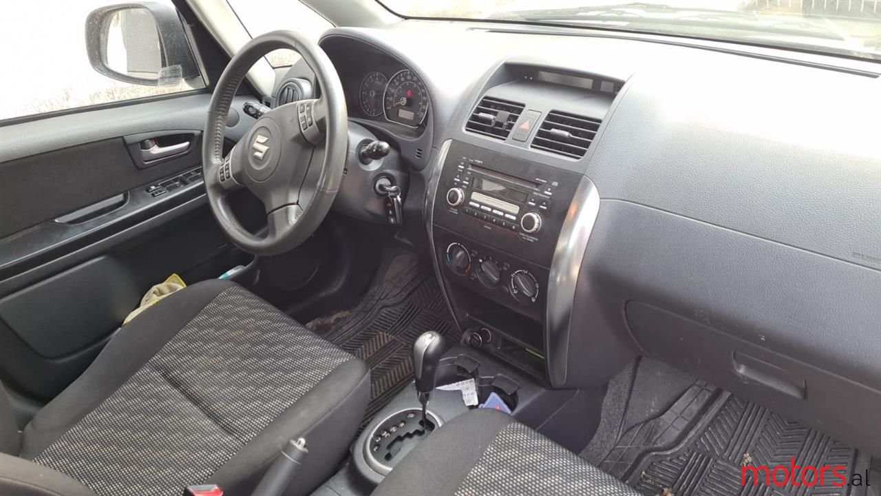 2008' Suzuki SX4 photo #1