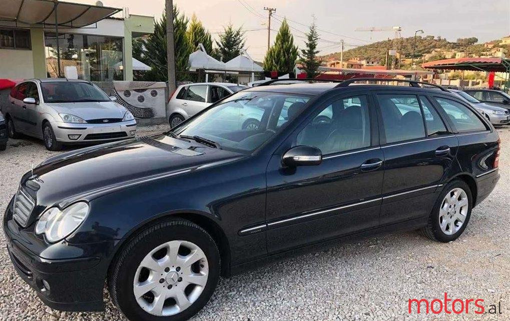 2006' Mercedes-Benz C 220 photo #1