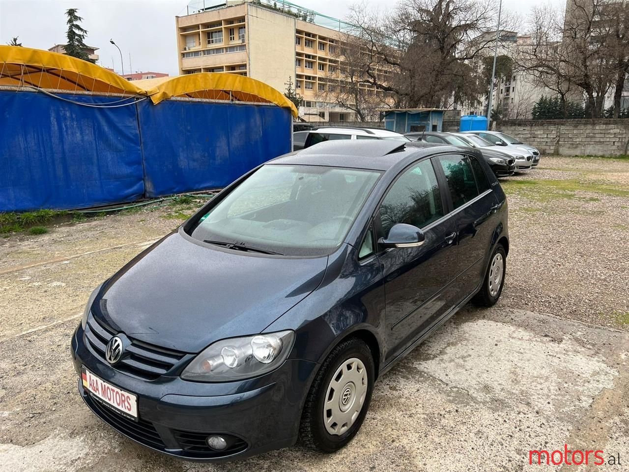 2008' Volkswagen Golf Plus photo #1
