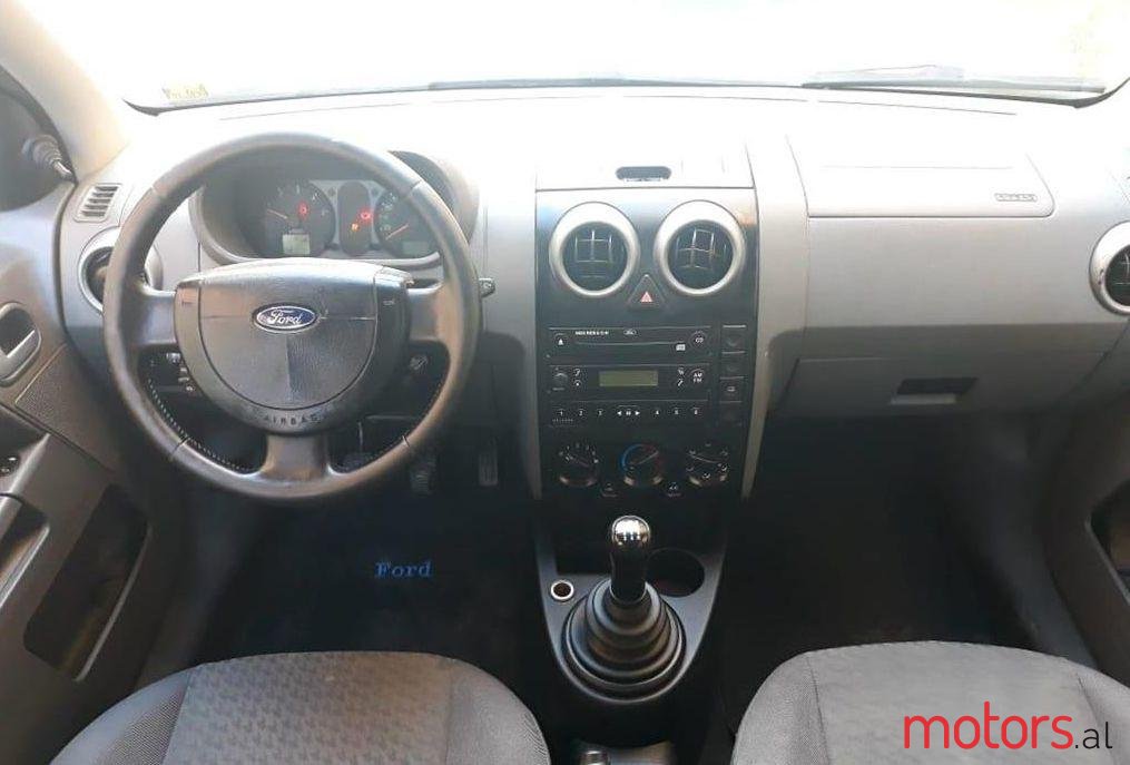 2004' Ford Fusion photo #2