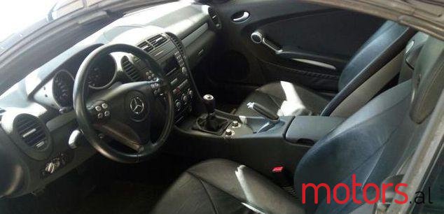 2005' Mercedes-Benz SLK-Class photo #3