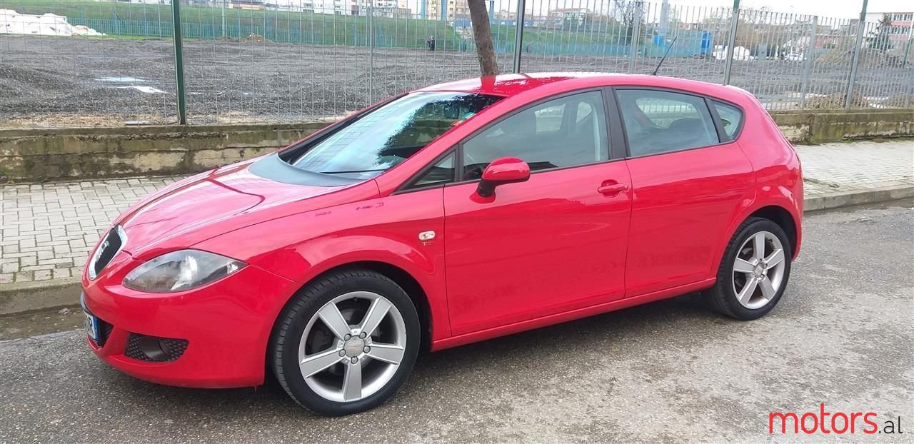 2006' SEAT Leon photo #3