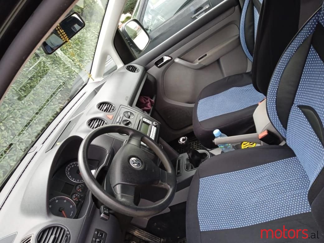 2005' Volkswagen Caddy photo #3