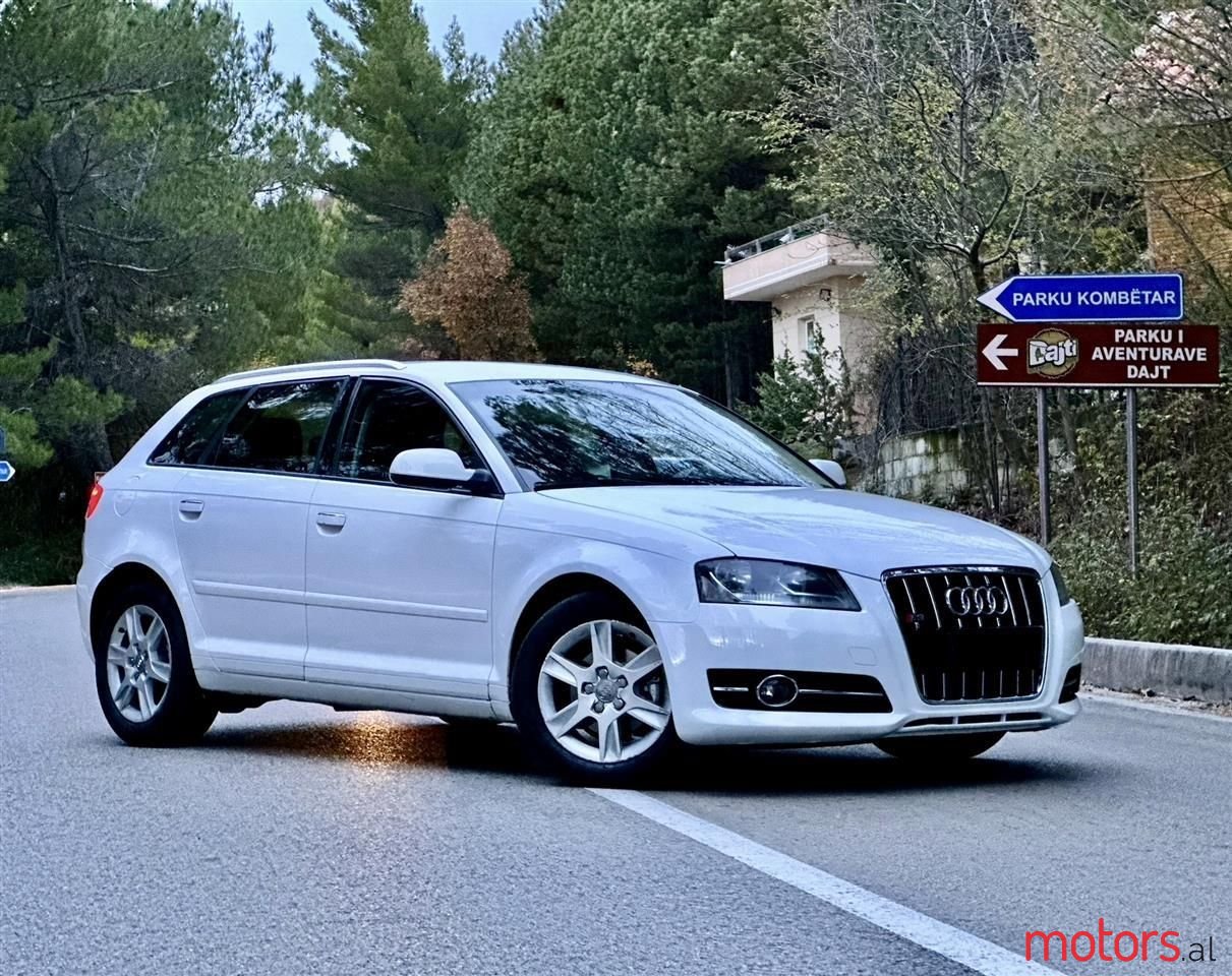 2012' Audi A3 photo #4