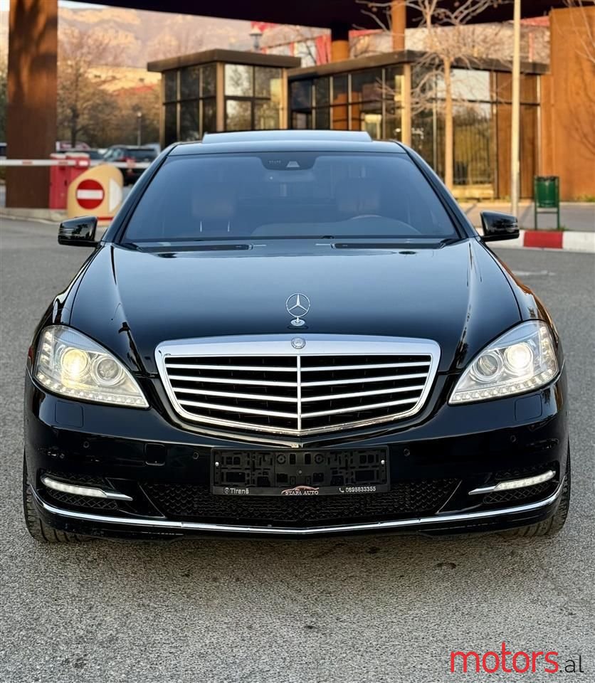 2011' Mercedes-Benz S 350 photo #6