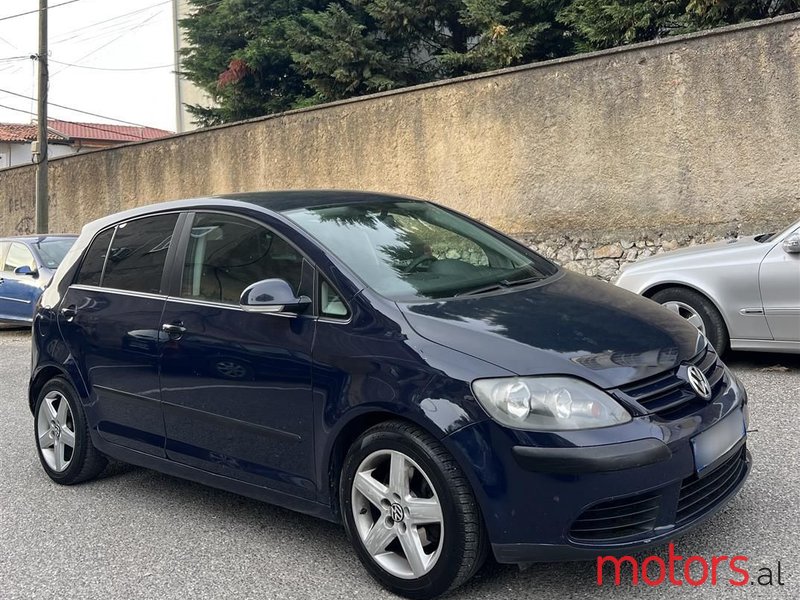 2006' Volkswagen Golf photo #3