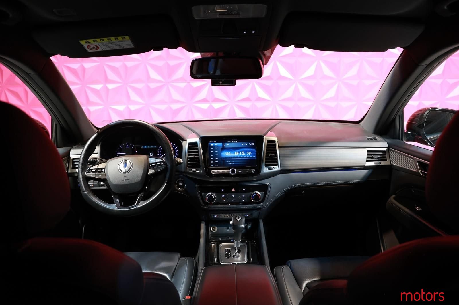 2019' SsangYong Rexton photo #6