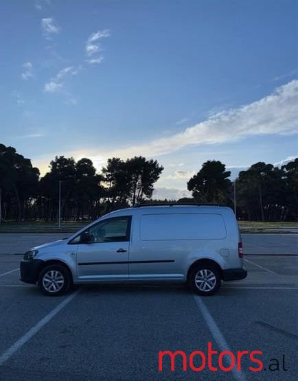 2011' Volkswagen Caddy photo #6