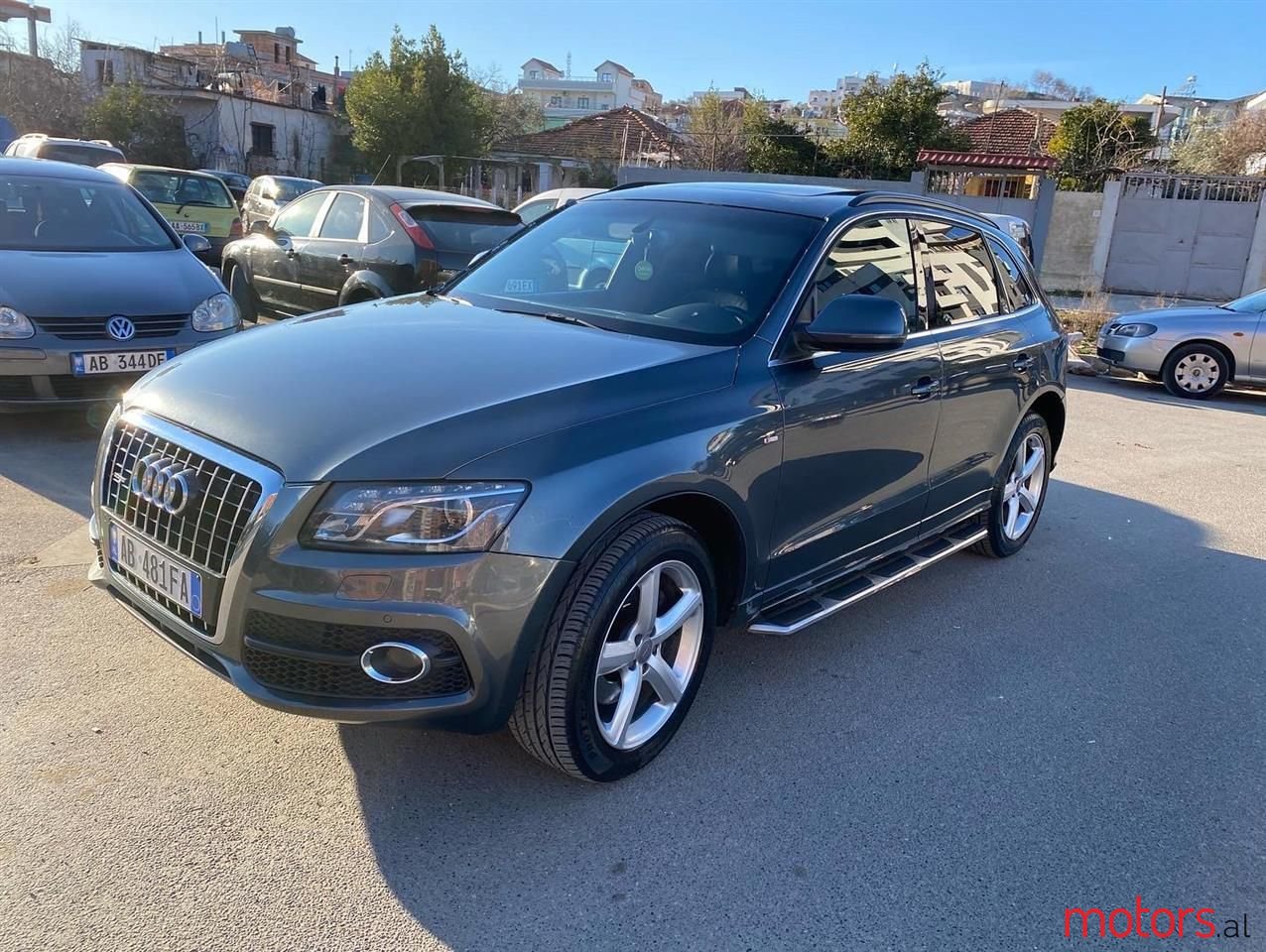 2010' Audi Q5 photo #2