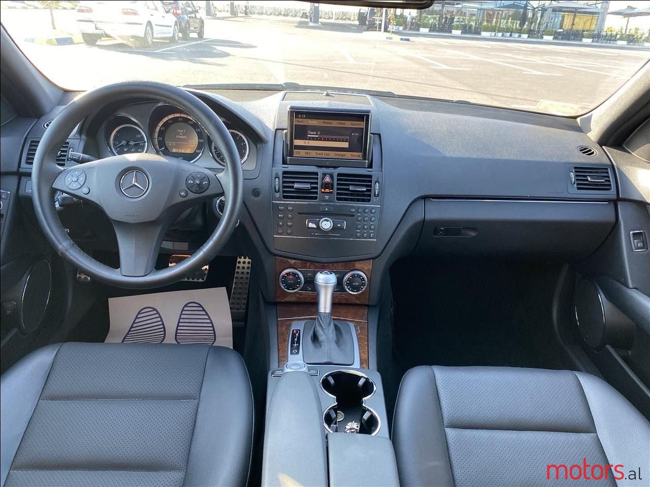 2009' Mercedes-Benz C 300 photo #4