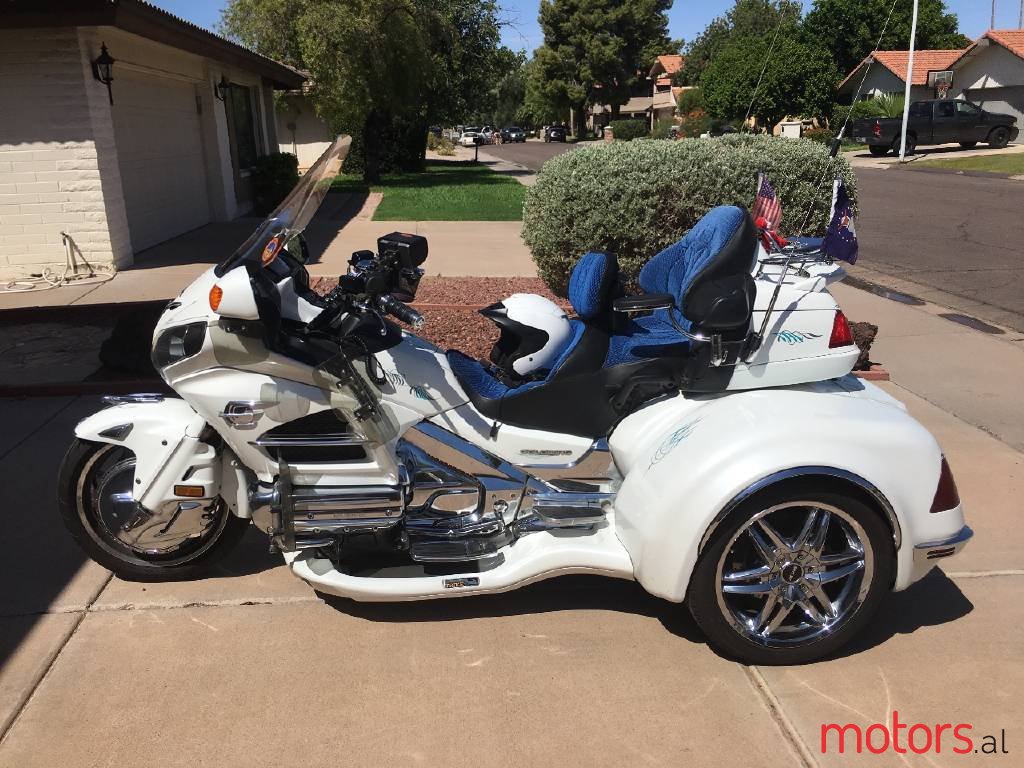 2012' Honda honda gold wing photo #2