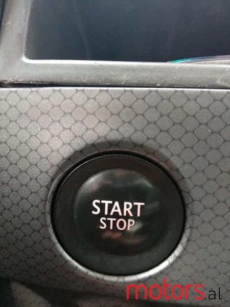 2005' Renault Megane photo #5