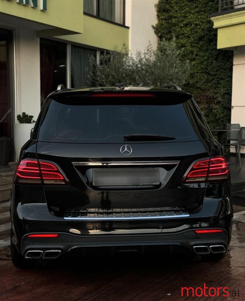 2017' Mercedes-Benz GLE 63 AMG photo #6