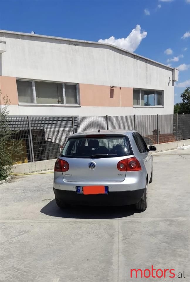 2006' Volkswagen Golf photo #5