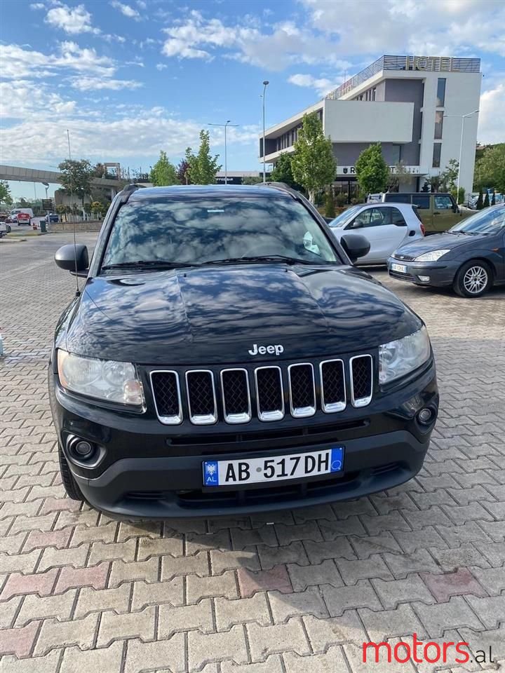 2012' Jeep Compass photo #3