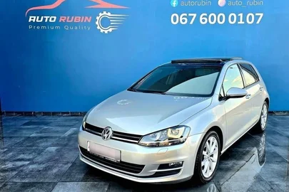 2013' Volkswagen Golf