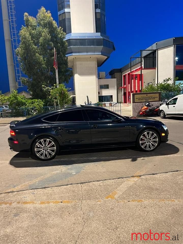 2012' Audi A7 photo #4