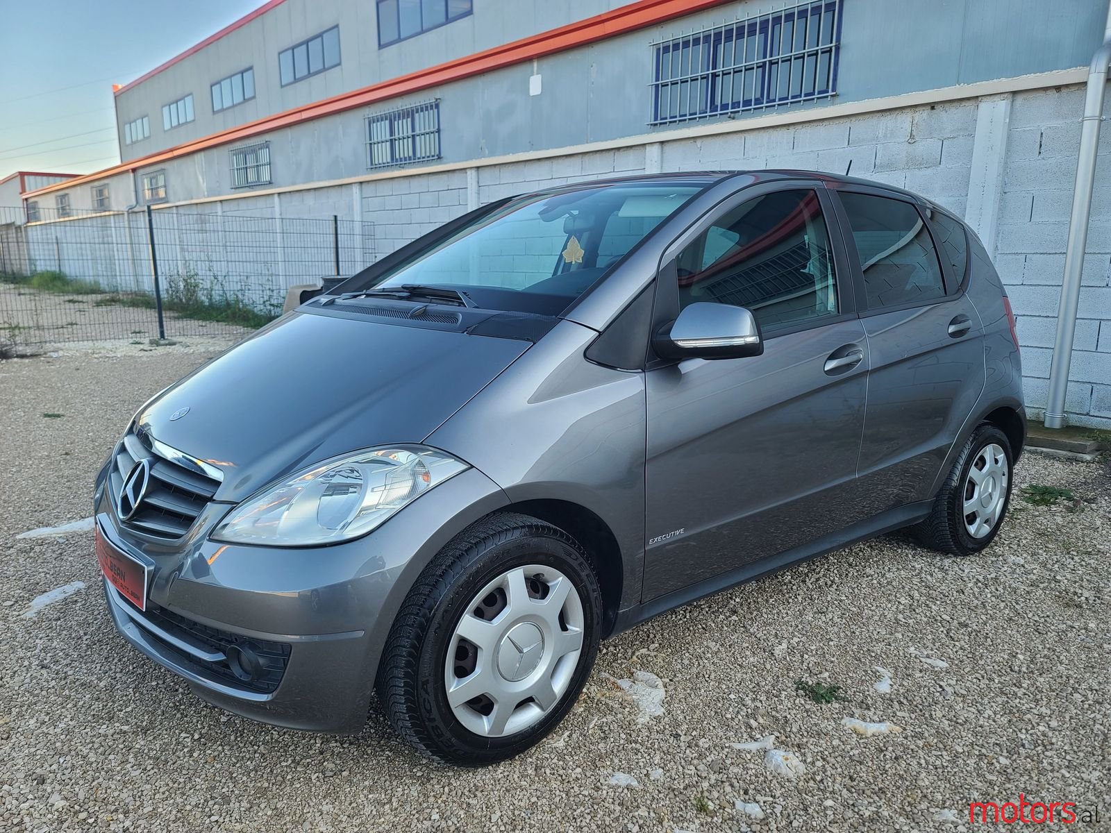 2012' Mercedes-Benz A 180 photo #1