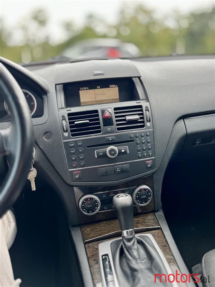 2008' Mercedes-Benz C 220 photo #3