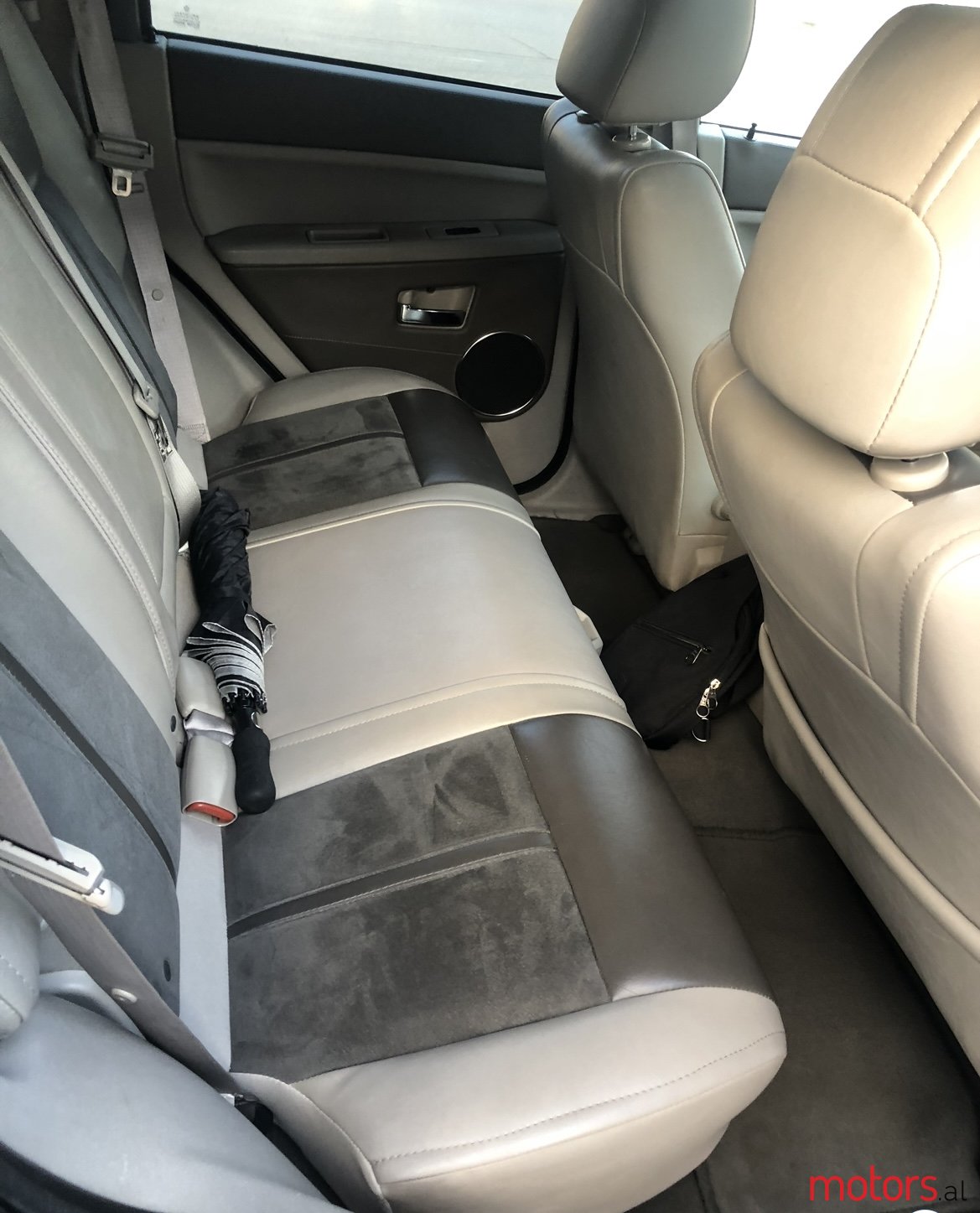 2006' Jeep Grand Cherokee photo #5