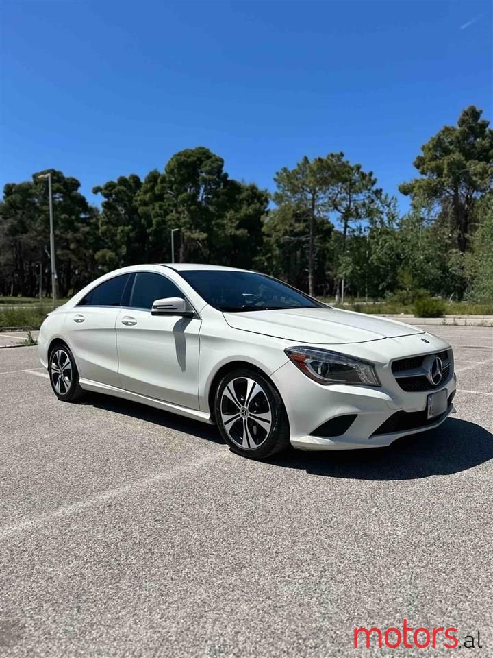 2014' Mercedes-Benz CLA 250 photo #2