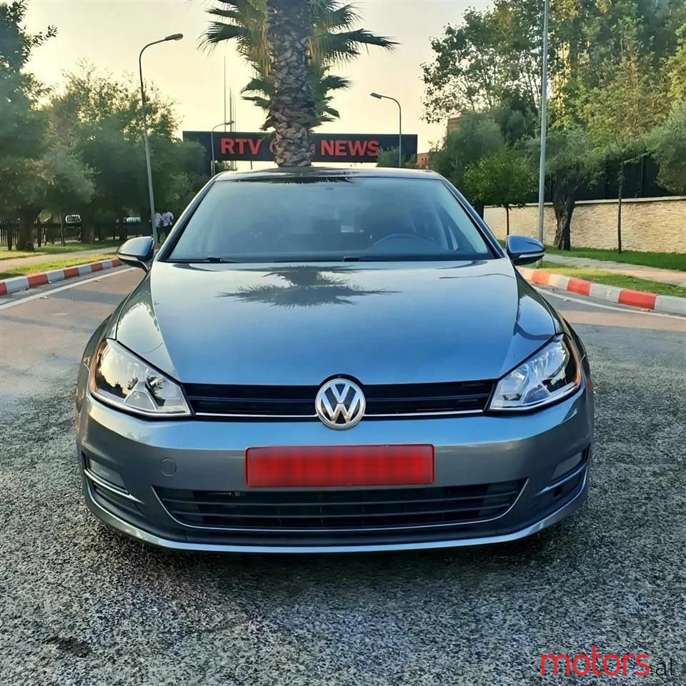 2015' Volkswagen Golf photo #1