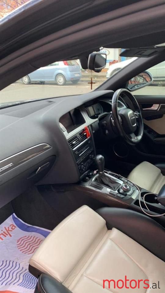 2011' Audi A4 photo #5