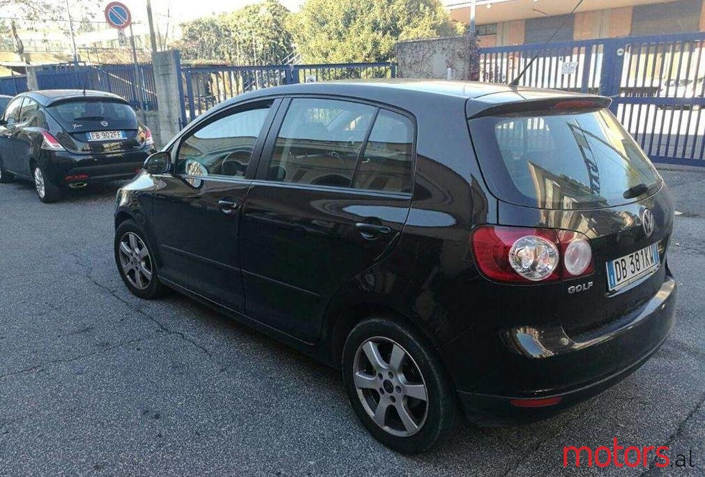 2007' Volkswagen Golf Plus photo #1
