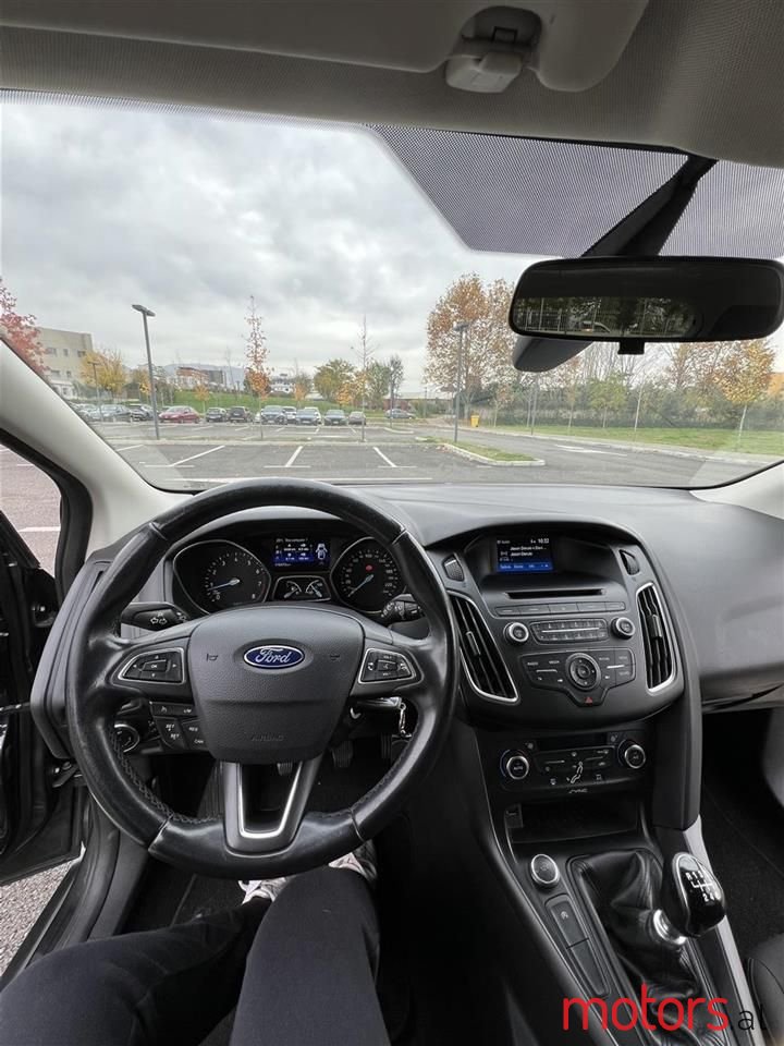 2017' Ford Focus photo #4