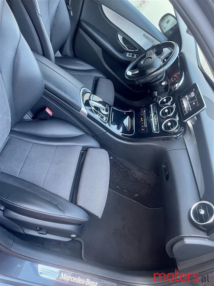 2015' Mercedes-Benz C 220 photo #6