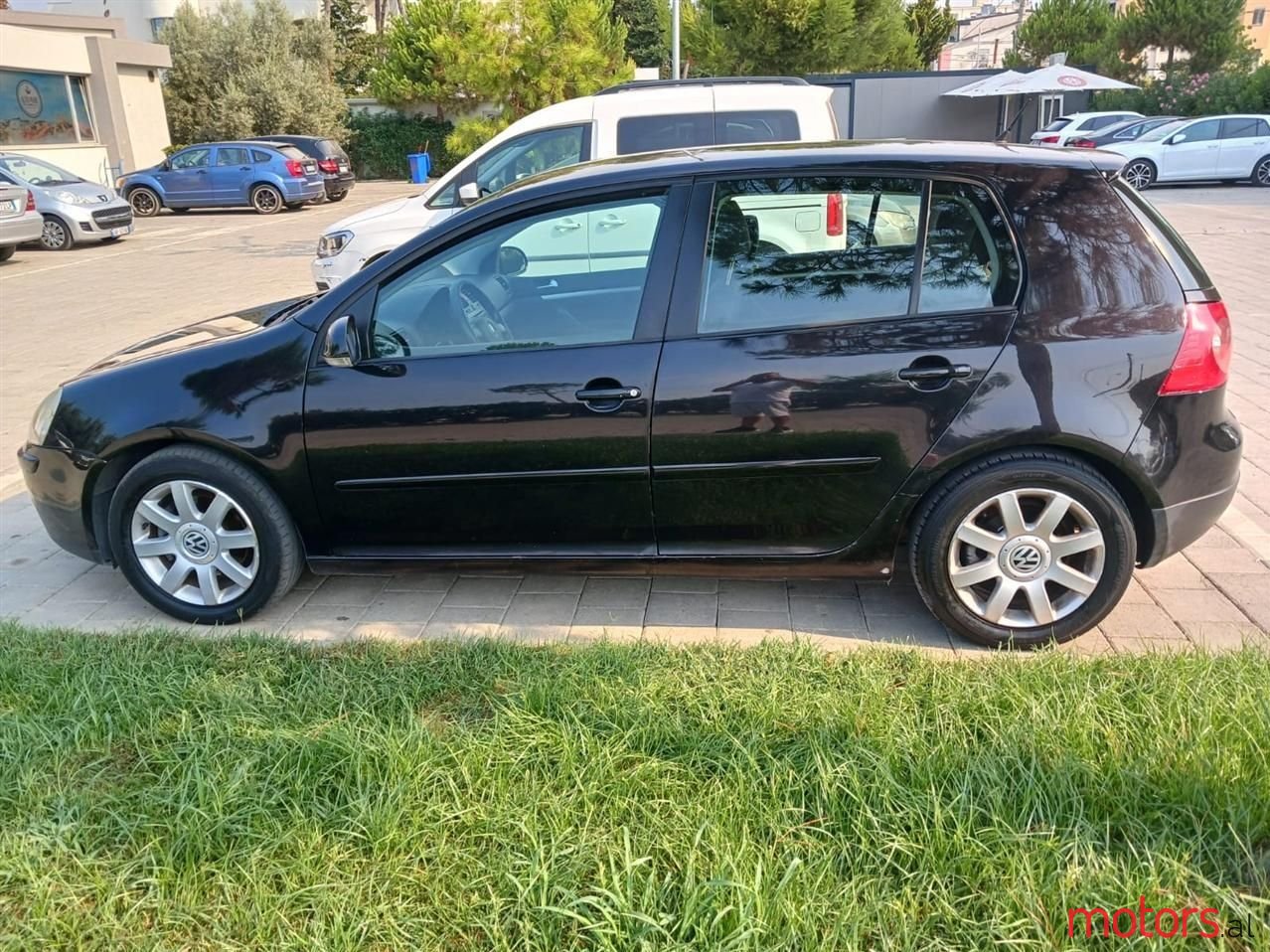 2006' Volkswagen Golf photo #2