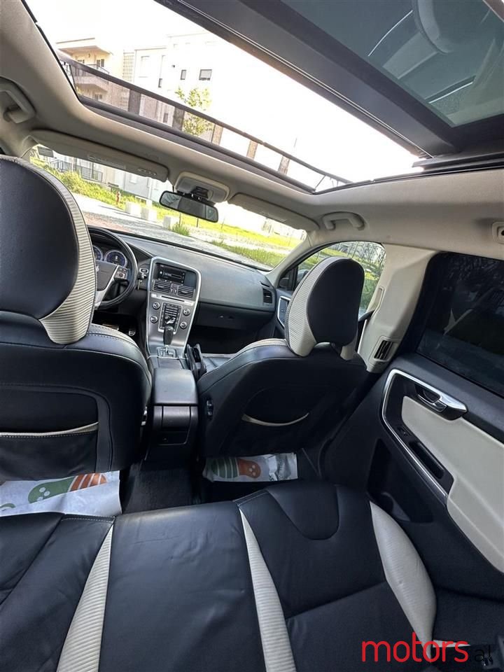 2012' Volvo Xc 60 photo #2