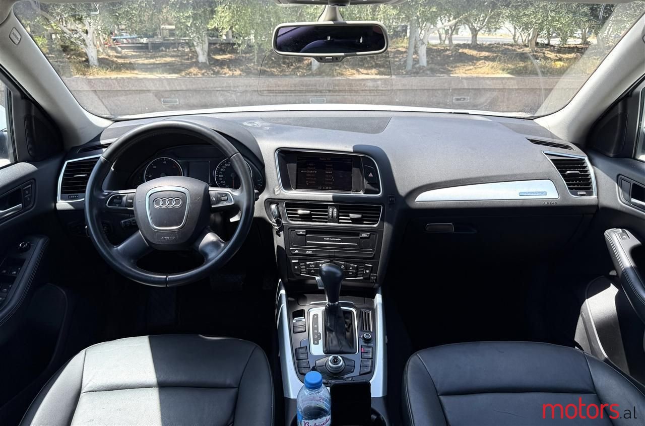 2011' Audi Q5 photo #3