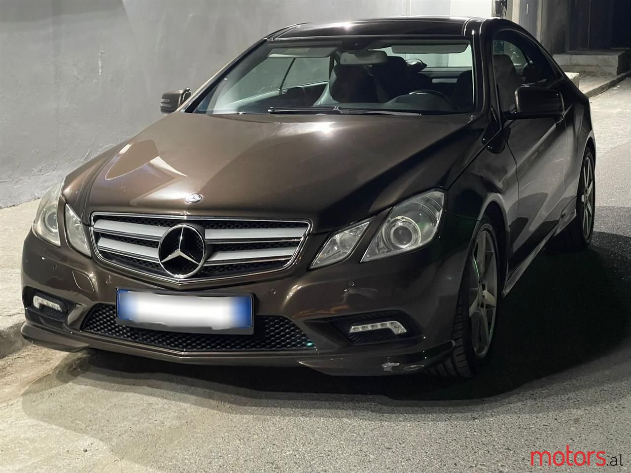 2010' Mercedes-Benz E 350 photo #1