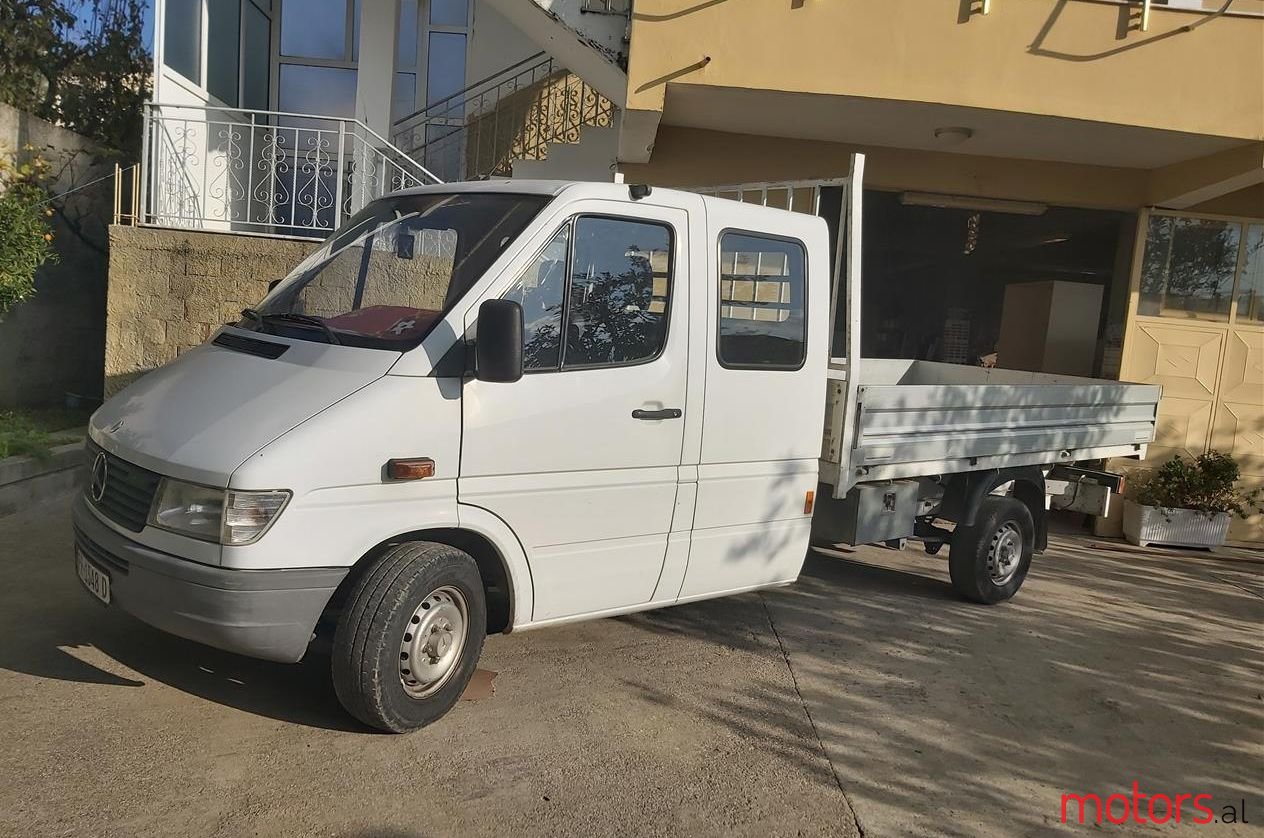 1999' Mercedes-Benz V 280 photo #1