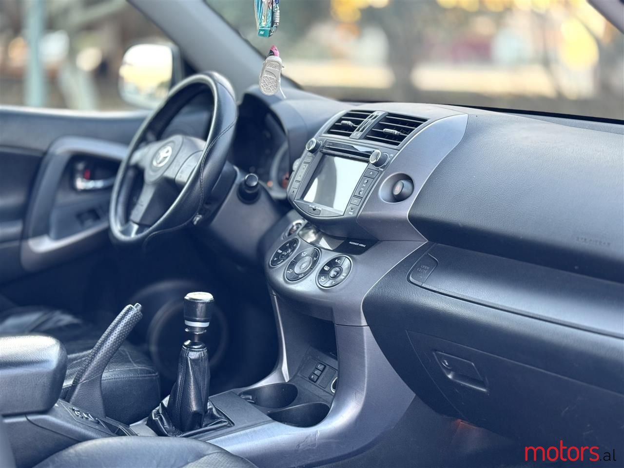 2008' Toyota RAV4 photo #4