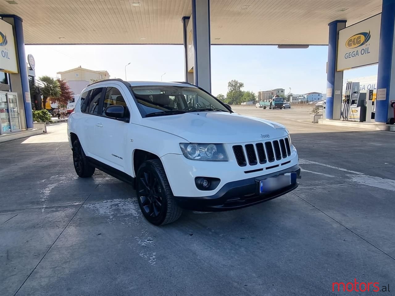 2013' Jeep Compass photo #2
