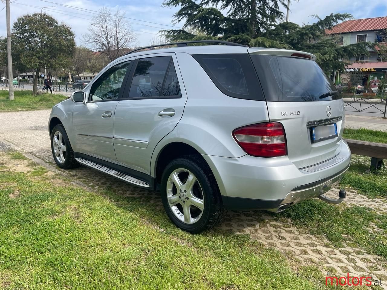 2006' Mercedes-Benz ML 320 photo #3