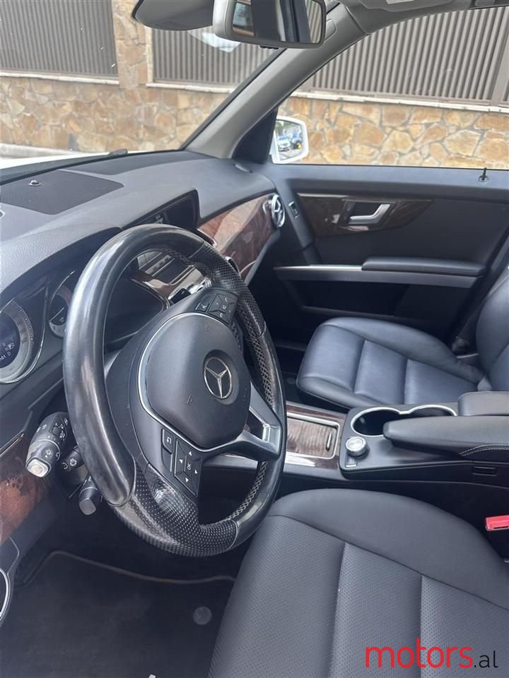 2015' Mercedes-Benz GLK 250 photo #4