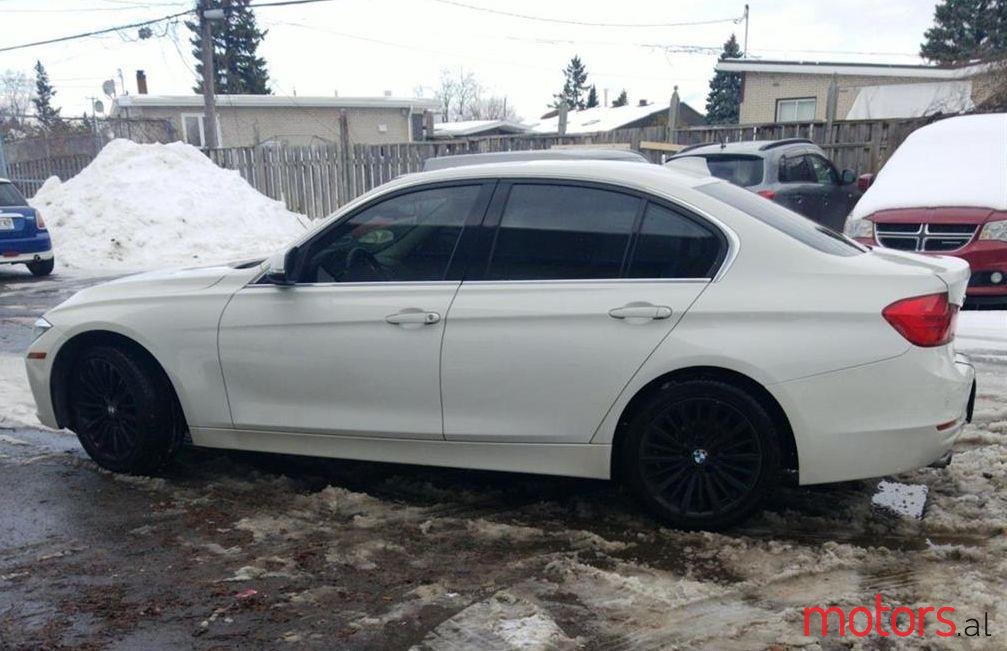 2013' BMW 328 photo #1