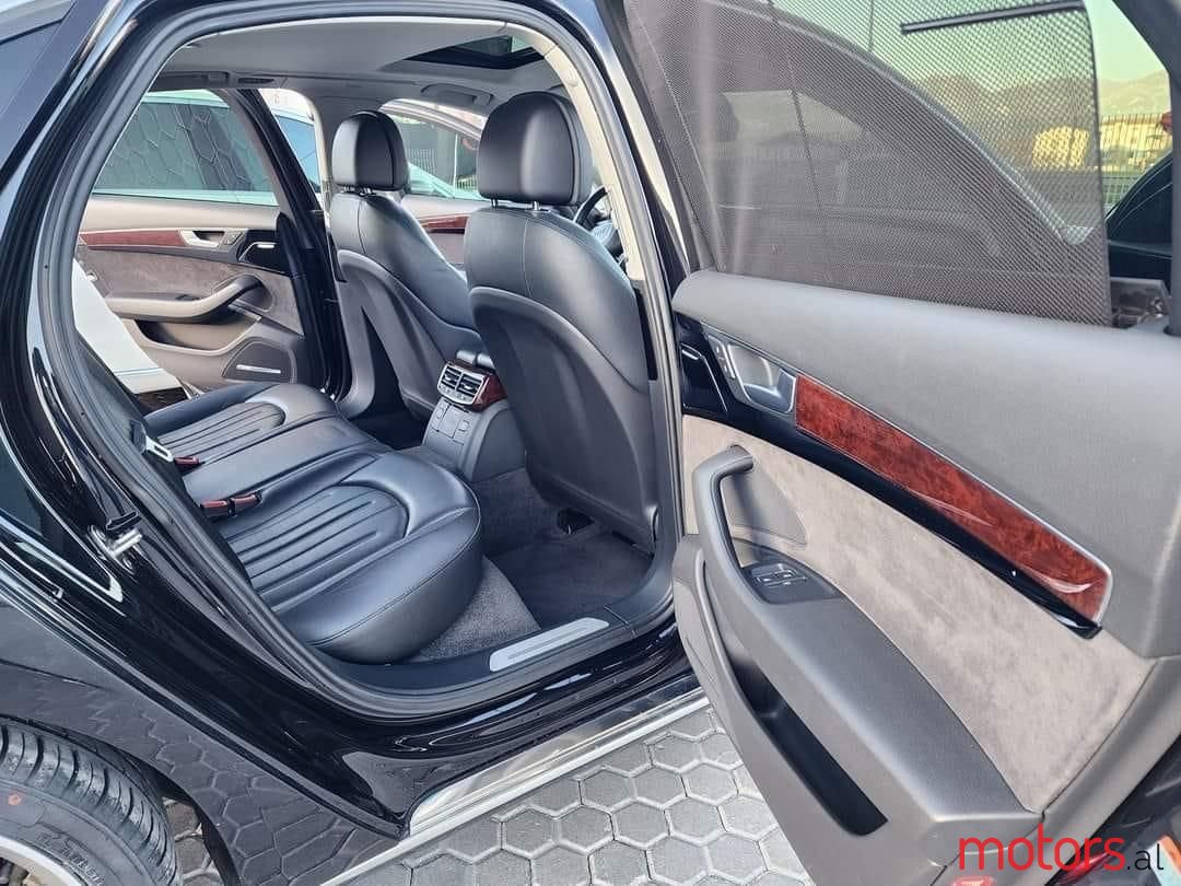 2013' Audi A8 photo #5
