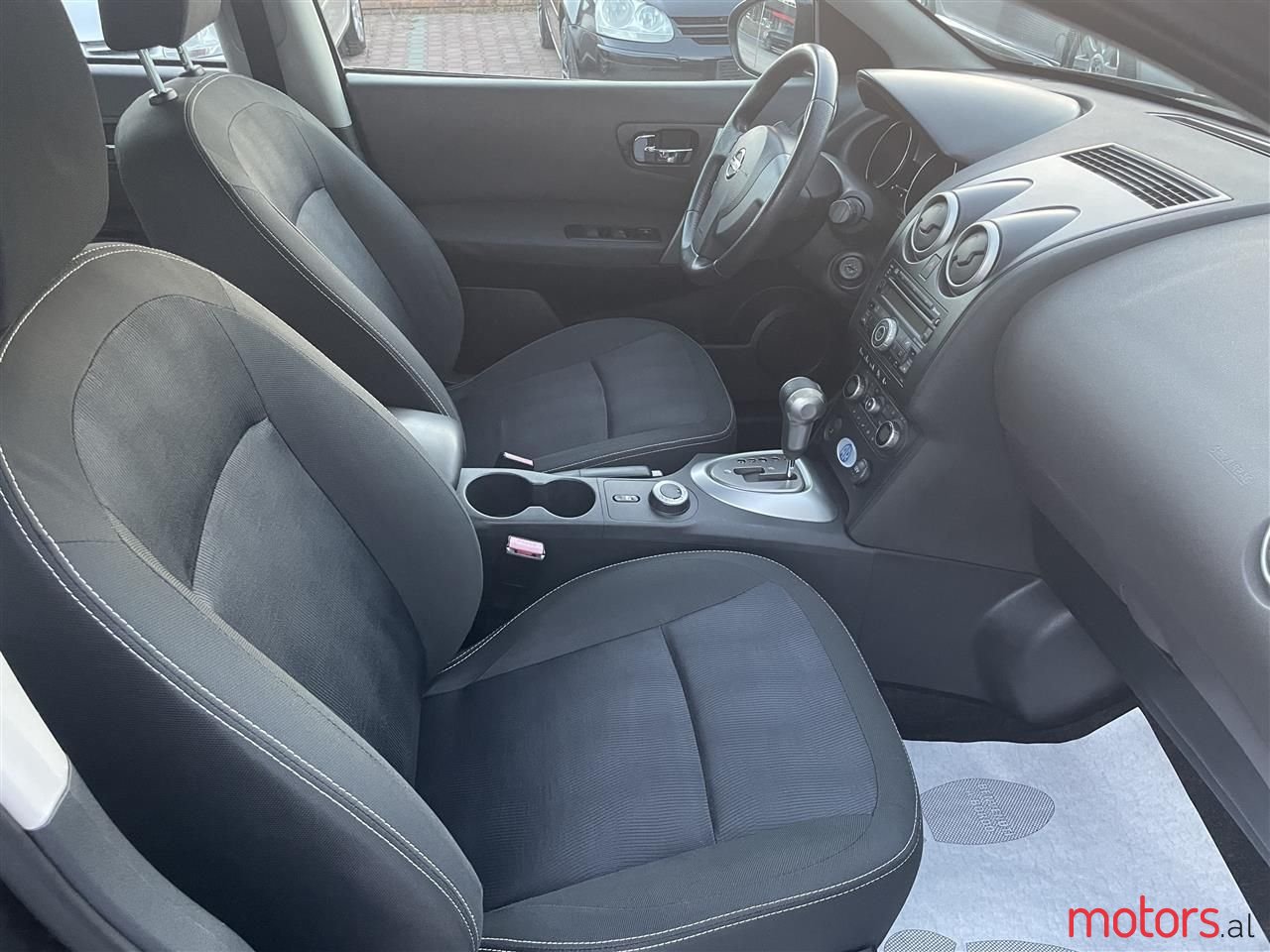 2008' Nissan Qashqai photo #6