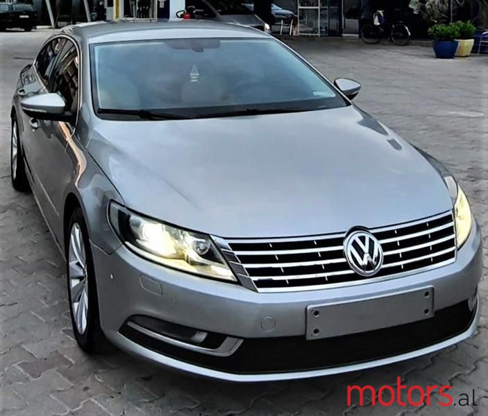 2013' Volkswagen photo #1