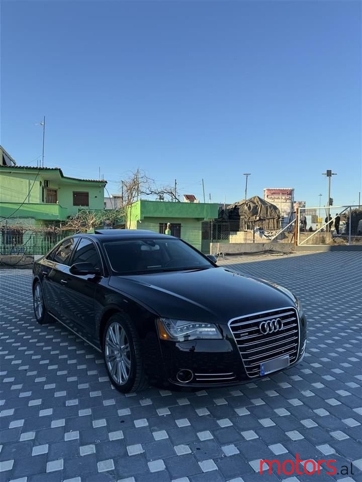 2012' Audi A8 photo #3